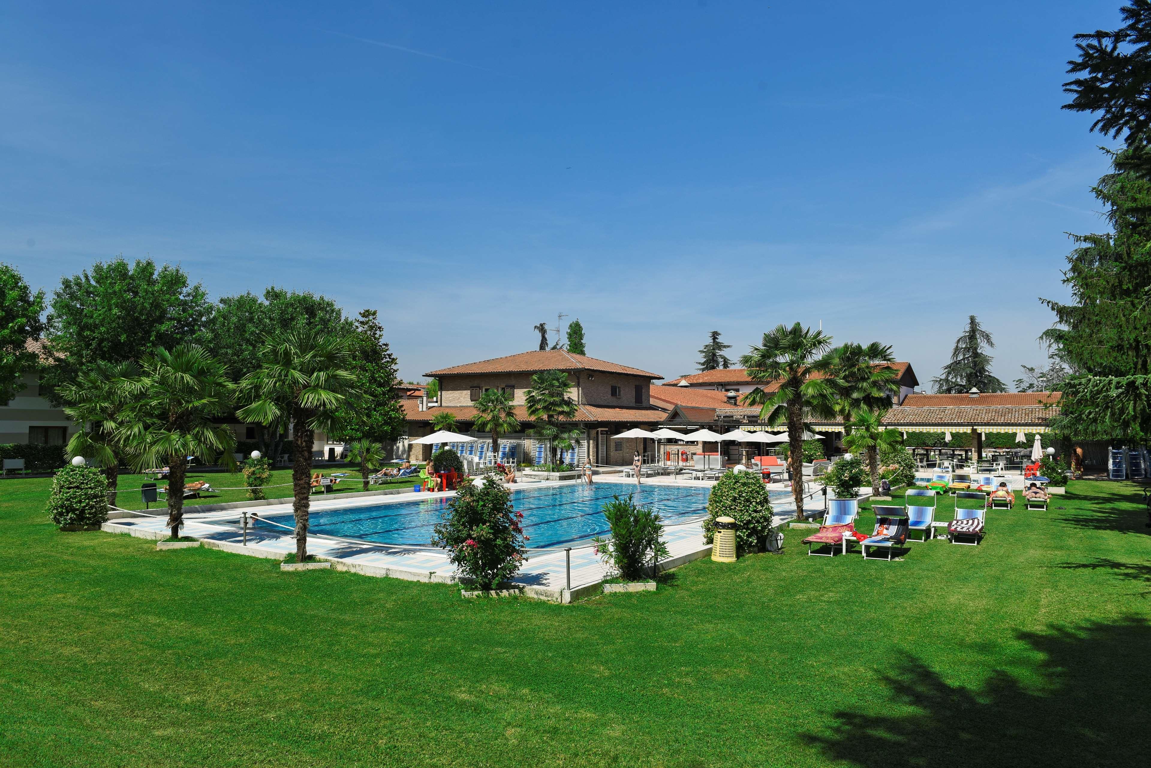 Western Modena 4*