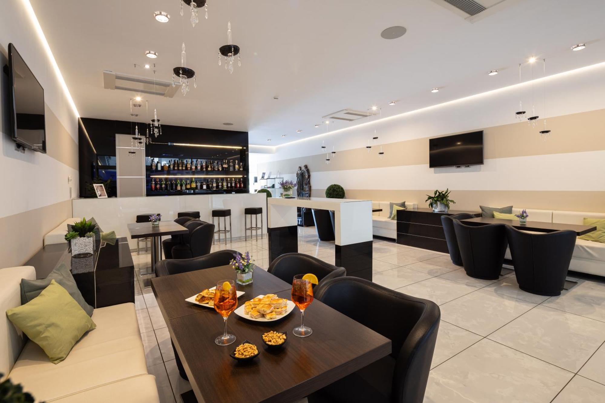 Western Modena Hotel
