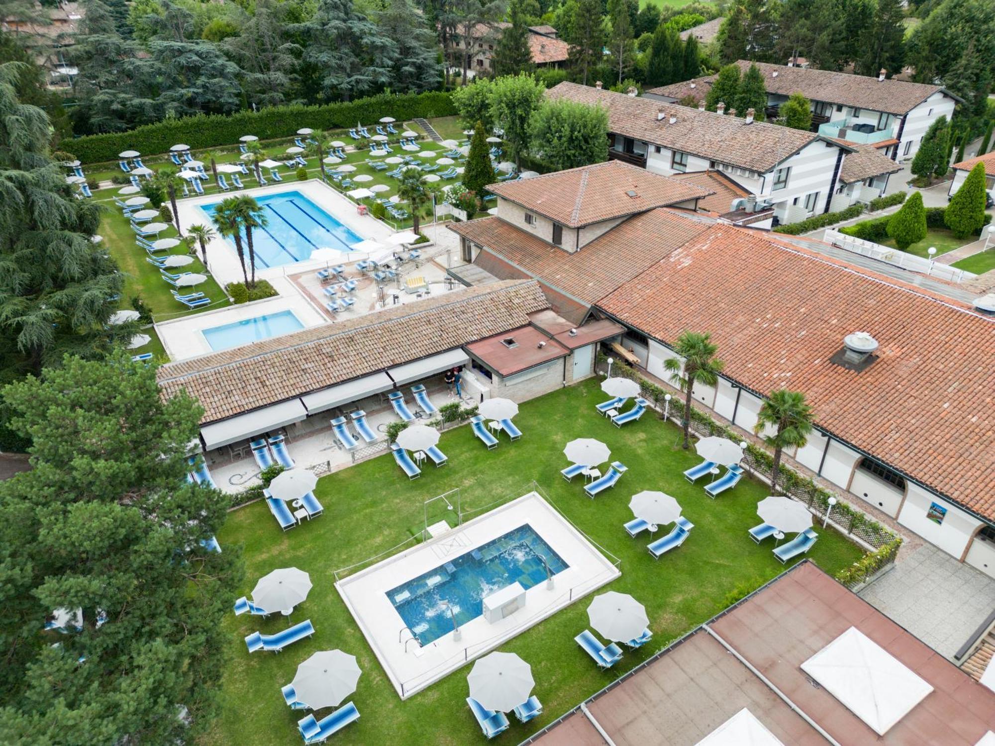 Western Modena Hotel 4*